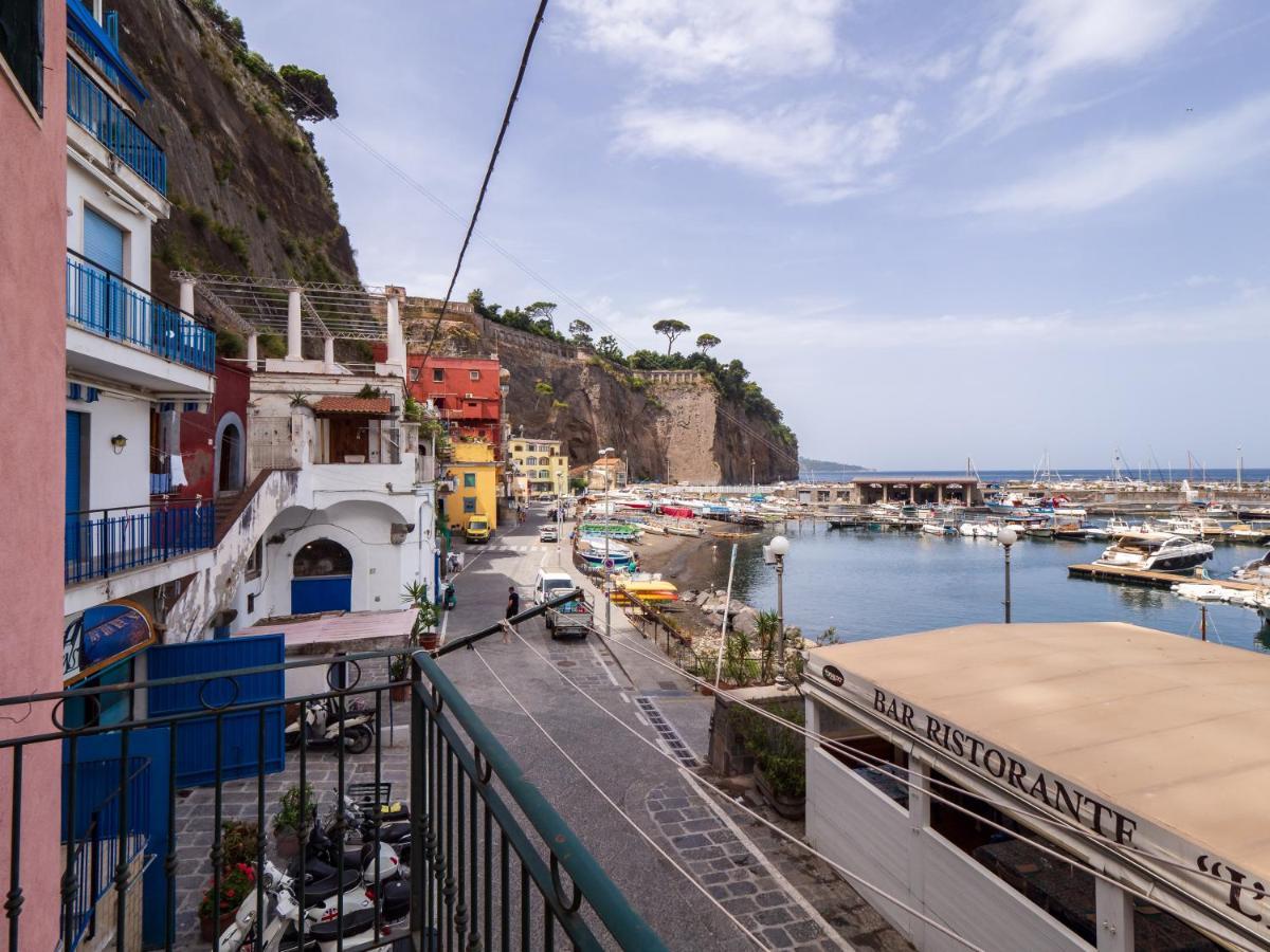 Casa Mariarosa - Seaside Apartment With Balcony 皮雅诺迪索伦托 外观 照片